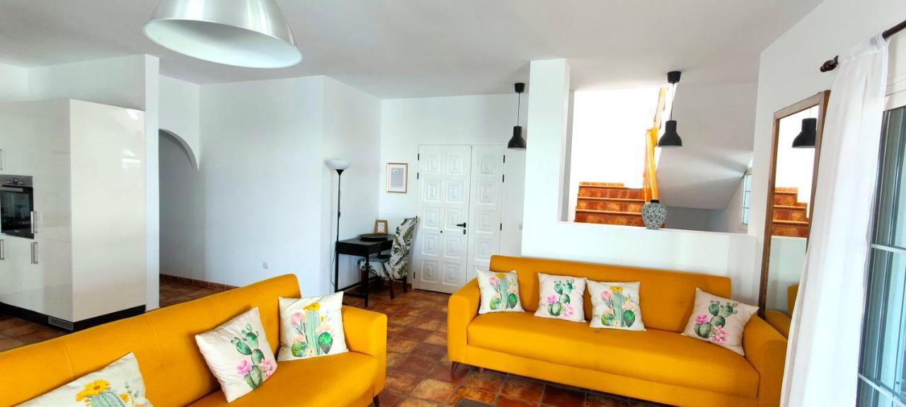 Fedelian 2 Villa